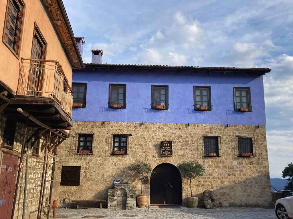 Το παλιό αρχοντικό Μακεδονίτικης αρχιτεκτονικής «Varosi 4 seasons»